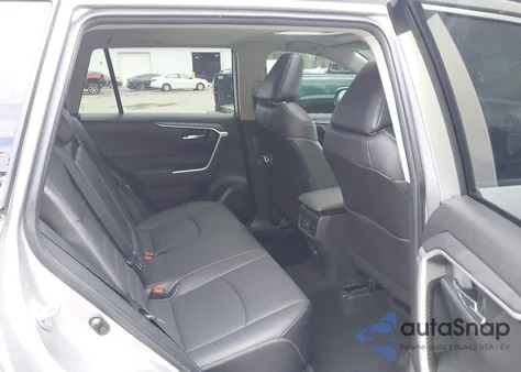 2023 Toyota Rav4 Xle Premium from USA, damaged, VIN 2T3A1RFV0PC331368